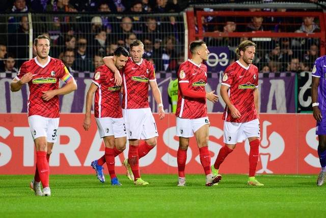 塔图姆轰43+16+10绿军复仇公牛 爵士轻取篮网