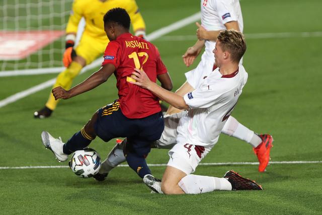 曼市德比蓝月亮笑到最后 数据支持打出大比分