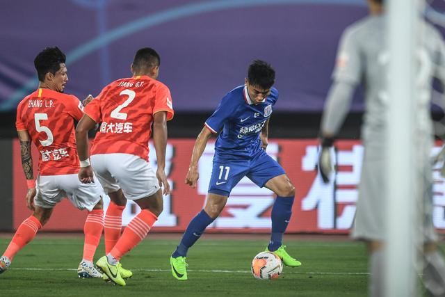 赵继伟胡明轩合计9投0中得2分 7次失误太致命